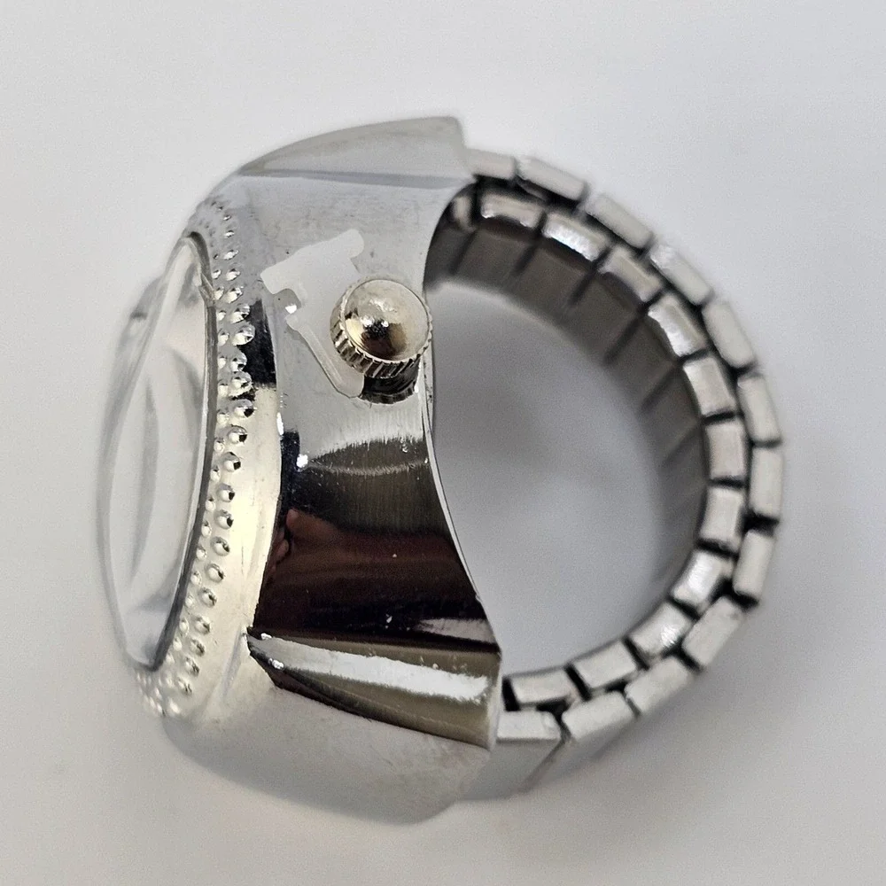 LOVE Ring Watch Women White Dial Analog Quartz Watch Stretch Band Finger Watch‎
